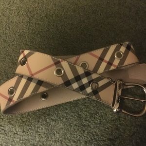 Burberry New Belt